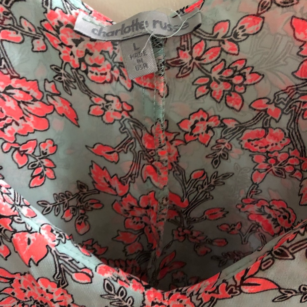 Crop top - Picture 3 of 3